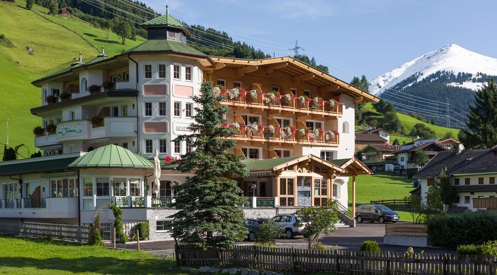 Hotel Maria Theresia Gerlos Eksteriør billede